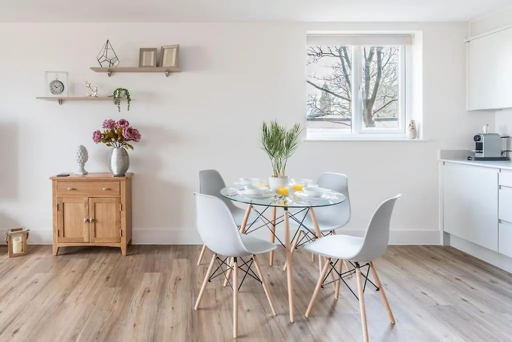 Stunning 2 Bed In Bournemouth Central + Parking Apartment